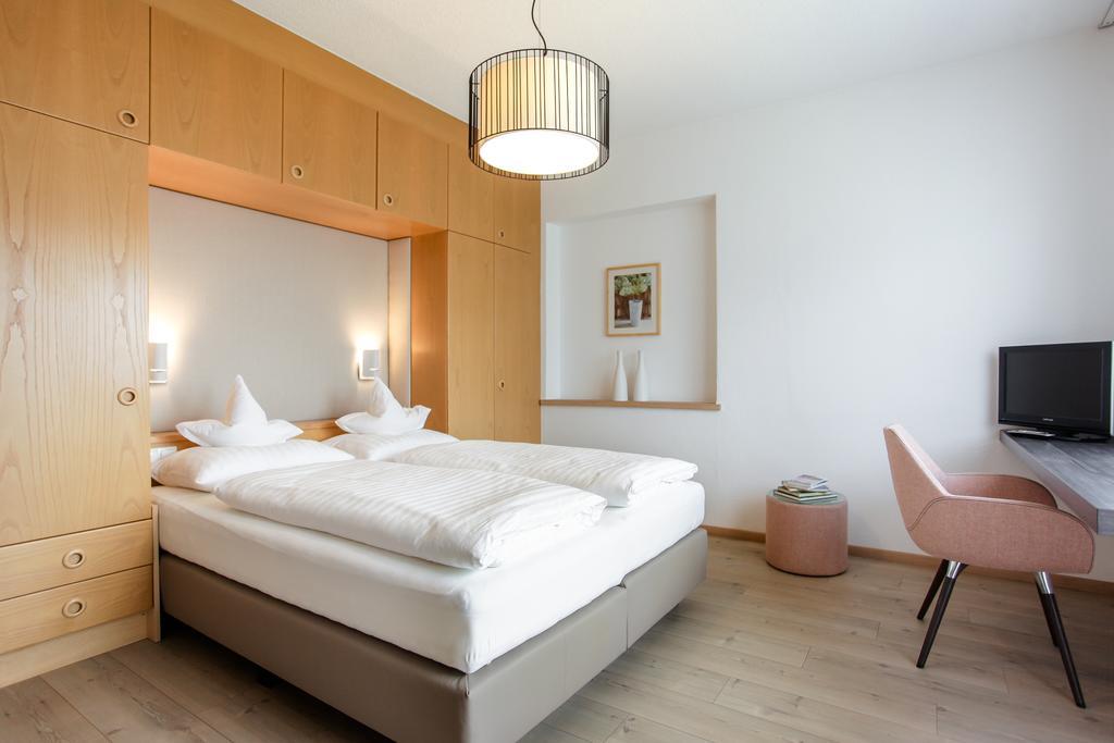 Hotel Weingarten Gargazzone Exteriör bild